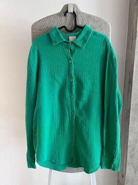 Maternity Oversized Green shirt, XS